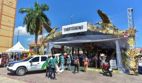 Início das atividades no Turistódromo e na praça gastronômica, em Parintins
