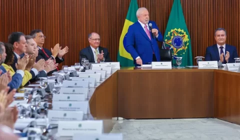 Lula faz reunião ministerial nesta quinta (15) em meio à disputa no Turismo