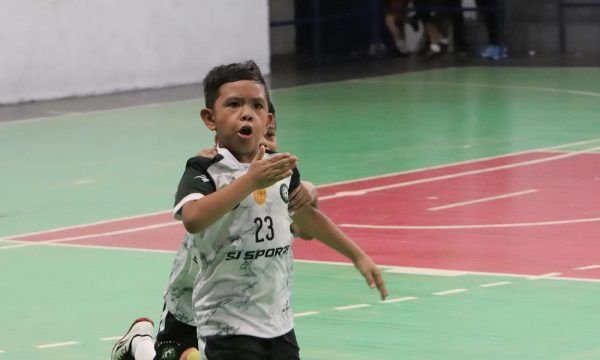 Show de gols e casa cheia no Super Domingo de Futsal de Base no Amazonas