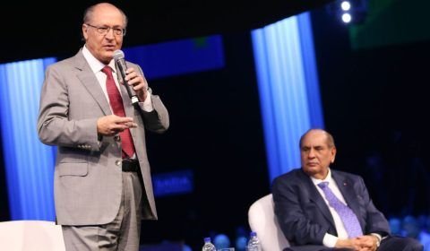 Alckmin defende desoneração completa do investimento e exportação