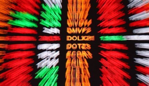 Bolsa supera os 122 mil pontos e fecha no maior nível em dois anos