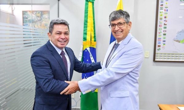 Amazonas e Equador discutem novas parcerias e retomada do projeto logístico Manta-Manaus