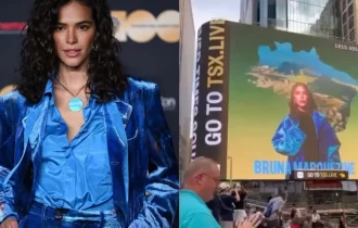 Protagonista brasileira de Hollywood, Bruna Marquezine estampa telão na Times Square