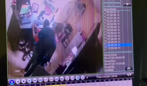 Dupla assalta autoescola na Avenida Constantino Nery, em Manaus