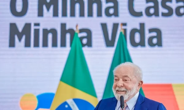 Lula reafirma que salário mínimo vai ter reajuste acima da inflação