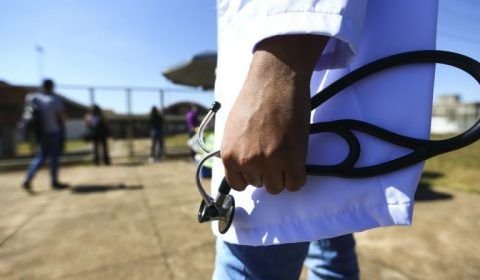 Entra em vigor lei que institui estratégia de apoio ao Programa Mais Médicos