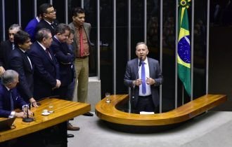 Reforma tributária vai reestruturar a economia e não pode ser alvo de polarização política, diz relator