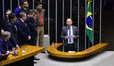 Reforma tributária vai reestruturar a economia e não pode ser alvo de polarização política, diz relator