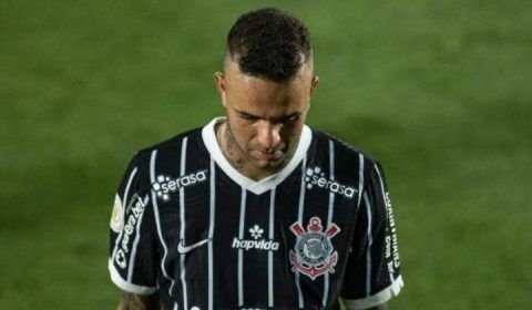 'Safado, vagabundo. Se não sair do Corinthians, vamos te matar.' Apesar das agressões e ameaças, Luan tem medo de prestar queixa