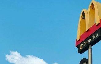 TST condena McDonald’s em R$ 2 mi por trabalho de adolescentes em chapas e fritadeiras