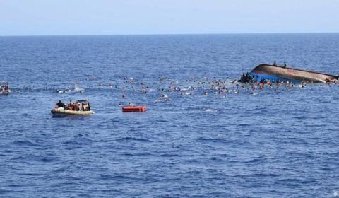 Seis migrantes morrem em naufrágio no Canal da Mancha