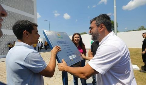 Governador Wilson Lima entrega obra que amplia o sistema de abastecimento de água em Maués