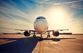Empresas aéreas são condenadas a pagar indenização a clientes por danos morais