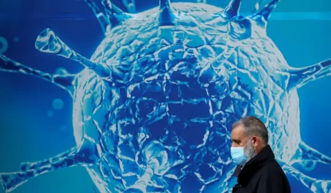 Brasil enfrenta nova onda de Covid que pode durar até 6 semanas