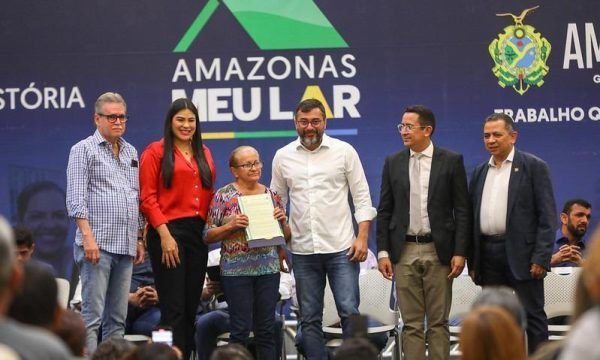 Wilson Lima lança Amazonas Meu Lar com site e aplicativo do programa