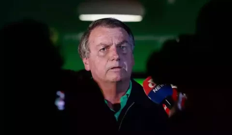 Bolsonaro: transferências via Pix foram para apostar na Mega-Sena