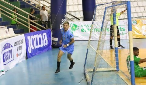 Flechada tricolor: Grêmio da Amazônia-AM goleia Brasília-DF e está na semifinal da Taça Brasil de Futsal