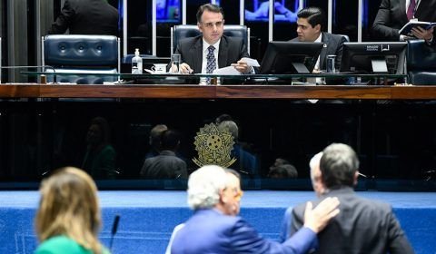 Formação de educadores deve incluir proteção à criança, aprova Senado