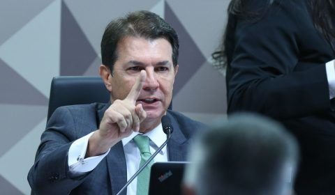Maia mantém veto a fotógrafo na CPMI e refaz regra para imprensa