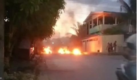 Em Manaus, moradores do Santo Antônio protestam contra falta de energia