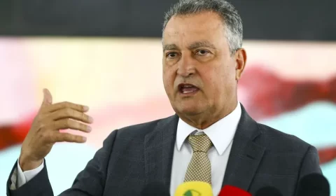 Eletrobras privatizada não respeita sociedade e governo ao não comunicar sobre falha que gerou apagão, diz ministro da Casa Civil