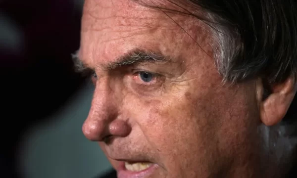 'Golpe de Estado': Bolsonaro contrata hacker para invadir urnas eletrônicas