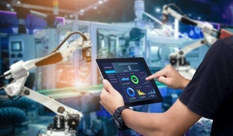 Aplicações de IA generativa movimentam mais de US$ 40 bilhões e devem atingir US$ 1.3 trilhões até 2032