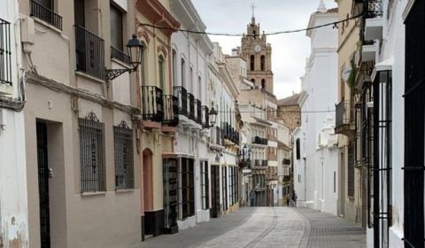 As imagens falsas de crianças nuas geradas por inteligência artificial que chocaram cidade da Espanha