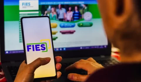 Câmara aprova projeto com regras sobre renegociação de dívidas do FIES; texto vai ao Senado