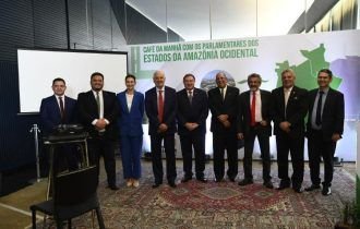 Em encontro com parlamentares da Amazônia, Governo do Amazonas fortalece parceria para fortalecer ZFM