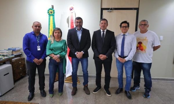 Governador Wilson Lima vai conceder data-base 2023 aos profissionais de saúde do Estado