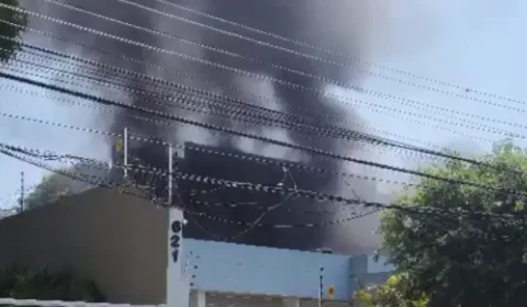 Incêndio atinge clínica no Adrianópolis em Manaus
