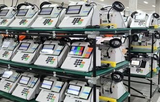 Mais de 28 mil novas urnas eletrônicas devem ser entregues aos TREs em setembro