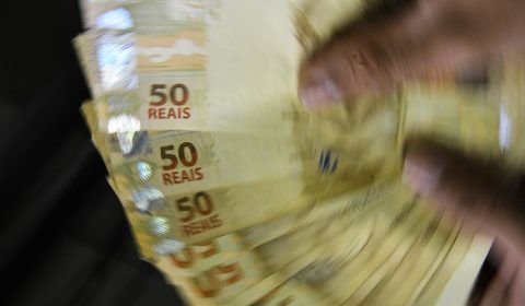 Previsão de déficit primário em 2023 sobe para R$ 203,4 bilhões