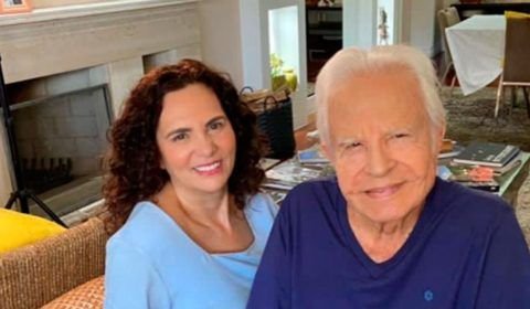 Quero chegar aos 150 anos para namorar mais minha mulher, diz Cid Moreira