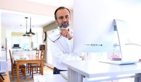 Sentado ou de pé? Qual forma de trabalhar é melhor para a saúde