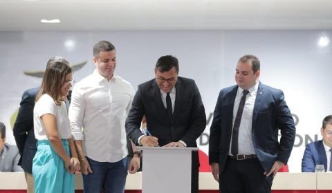 Wilson Lima homologa resultado final do concurso do Detran Amazonas