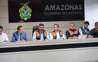 Wilson Lima recebe de Lula garantia de apoio às famílias afetadas pela estiagem no Amazonas