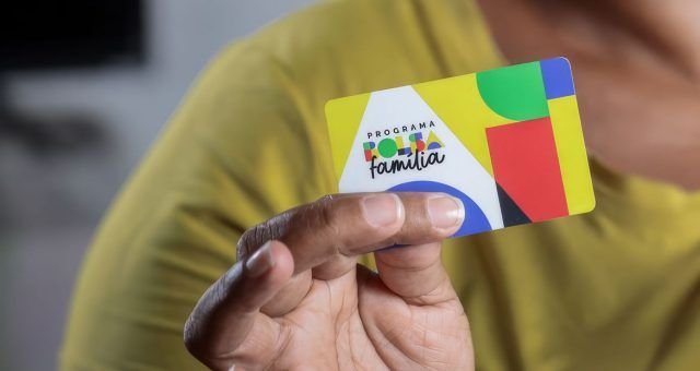 Caixa paga Bolsa Família a beneficiários com NIS de final 8