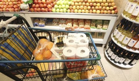 Governo Federal avalia reduzir alíquota de importação para baixar preço dos alimentos