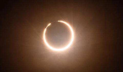 Confira os horários do eclipse solar deste sábado em cada capital