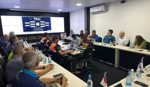 Em meio a seca, governo do AM faz plano emergencial com empresas de táxi aéreo