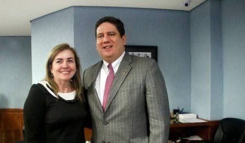 Érico Desterro nega afastamento de Ari Moutinho