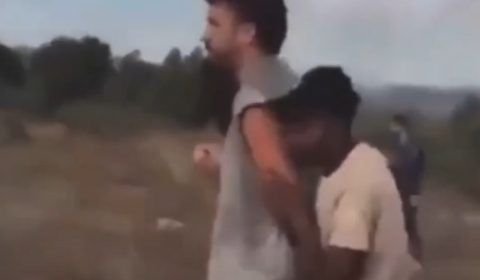 Guerra: Casal é sequestrado por terroristas; veja o vídeo