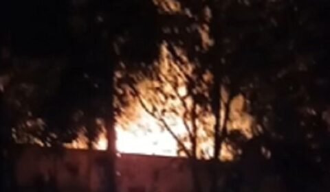Incêndio em área verde no bairro Puraquequara