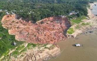 No Amazonas, Vila de Arumã é “varrida do mapa” após erosão