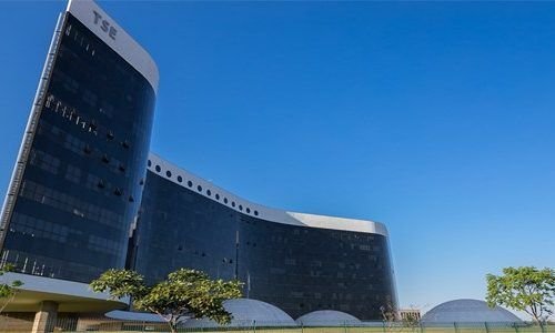 TSE barra anúncios de Lula acusando Flávio de ser contra escala 6x1