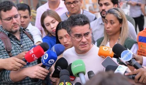 Nova pesquisa confirma David Almeida na liderança e aprovação da gestão supera os 80%