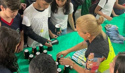 Prefeitura leva ação de educação de trânsito para alunos de escola estadual no bairro Santo Antônio