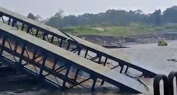 Urgente: porto de Itacoatiara afunda após forte vendaval